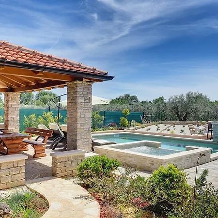 Apartments Jela Apartament