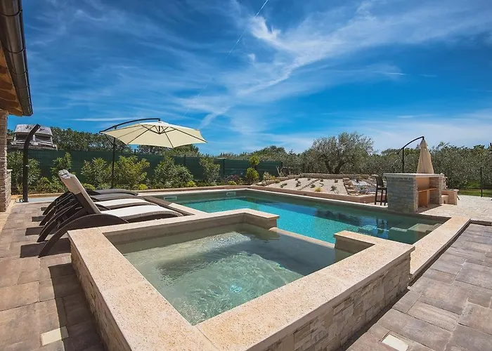 Apartments Jela 아파트 *