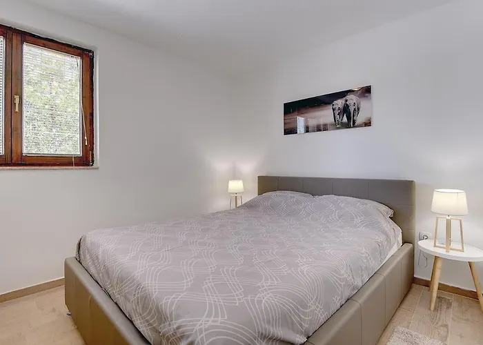 Apartments Jela 아파트 *