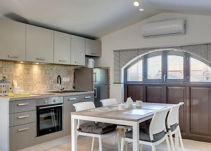 아파트 Apartments Jela *