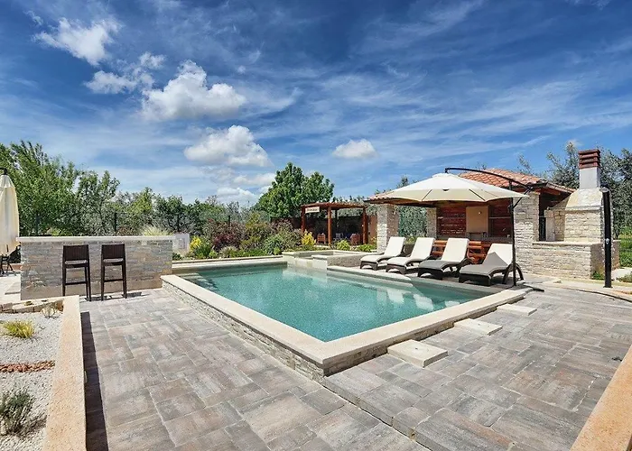 Apartments Jela * 메덜린