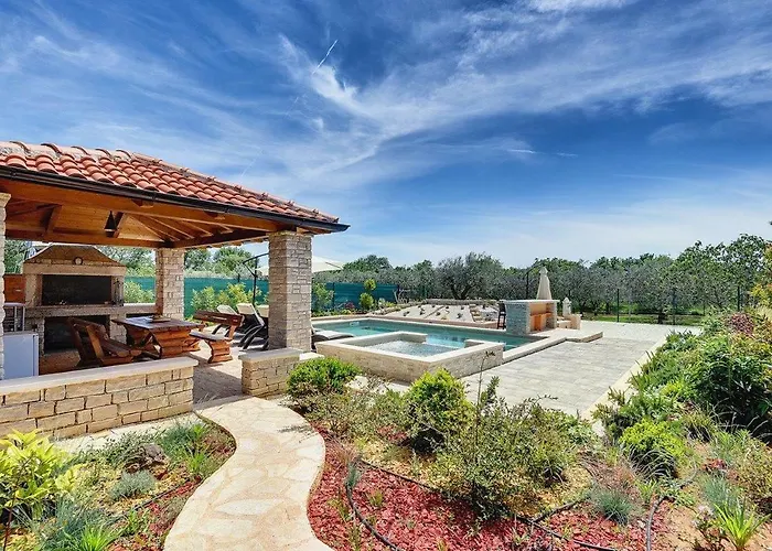 Apartments Jela * 메덜린